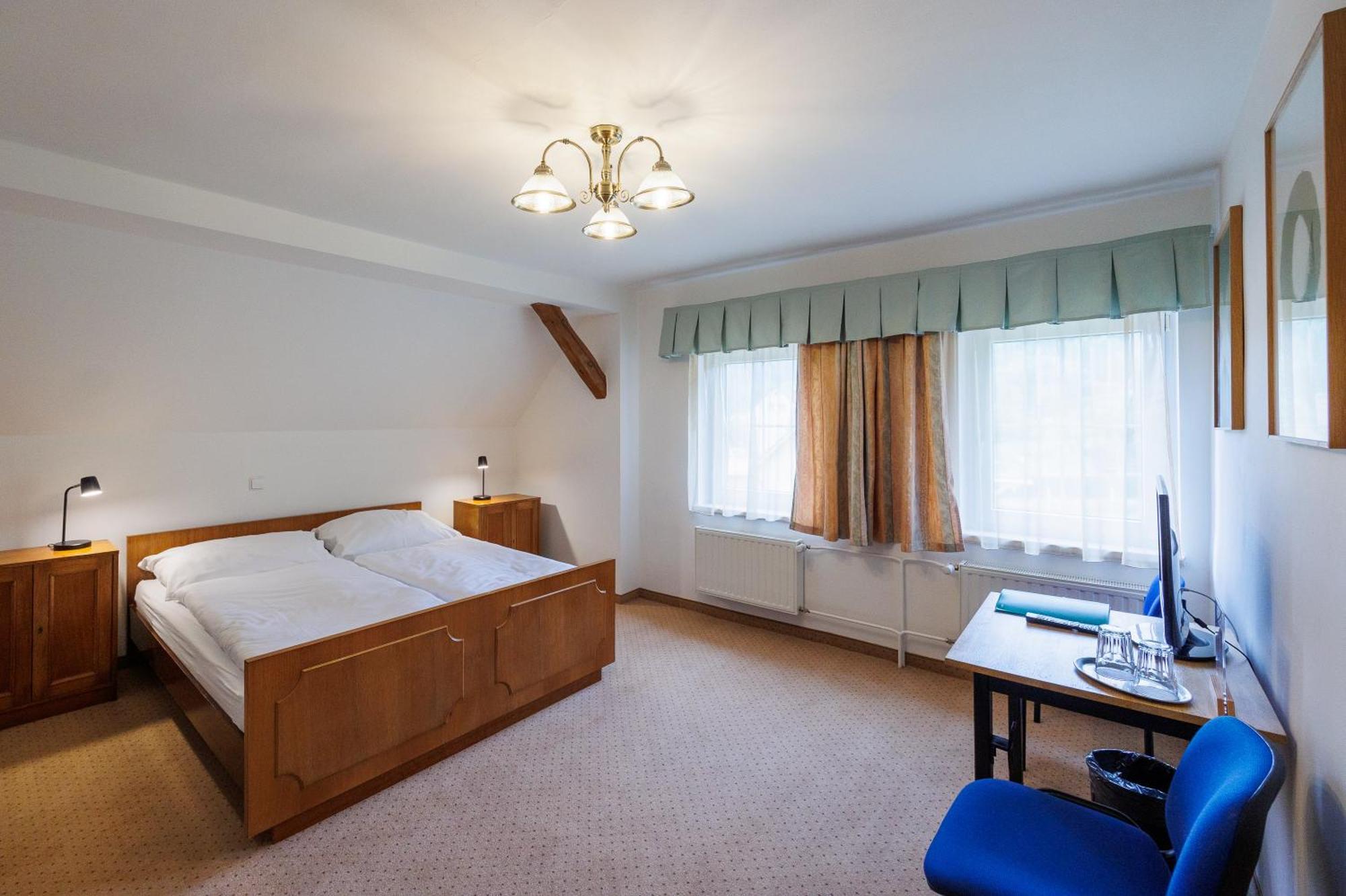 Pension U Golfu Cihelny Karlovy Vary Ngoại thất bức ảnh