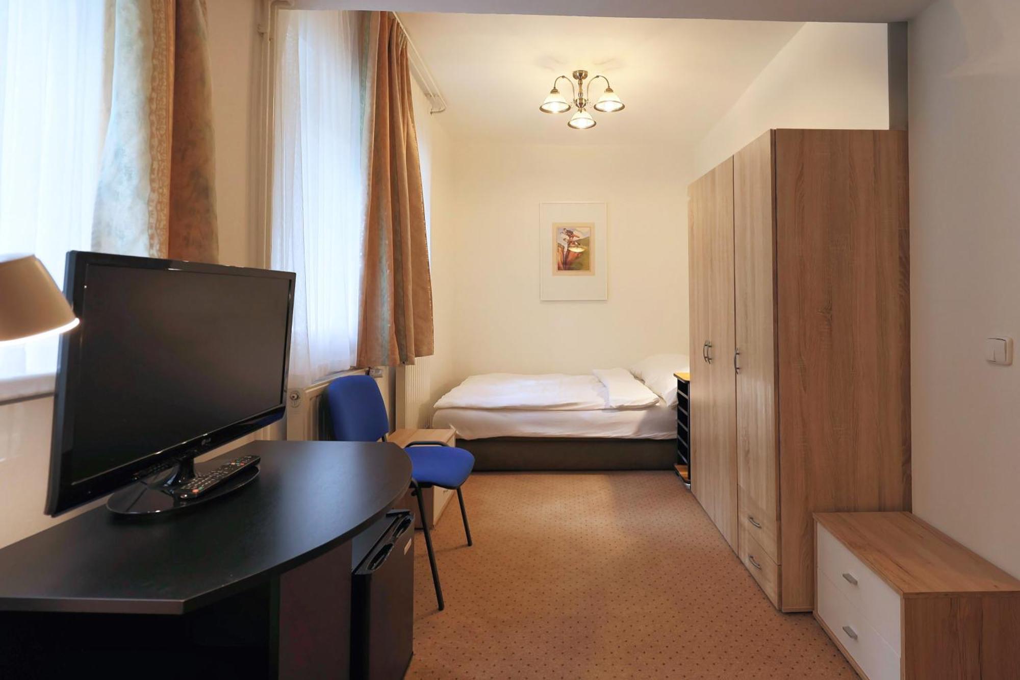 Pension U Golfu Cihelny Karlovy Vary Ngoại thất bức ảnh