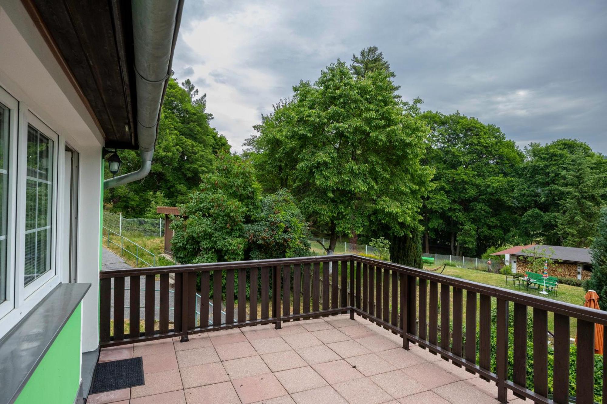 Pension U Golfu Cihelny Karlovy Vary Ngoại thất bức ảnh